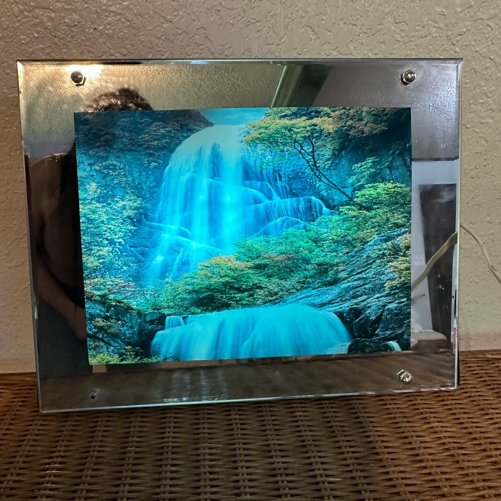 Vintage motion Waterfall Art